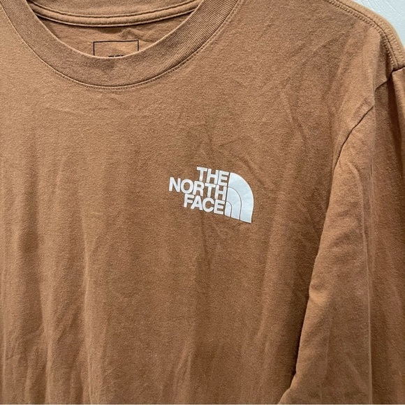 The North Face Box Back Print Long Sleeve T-Shirt in Brown Men’s Medium - Picture 4 of 11